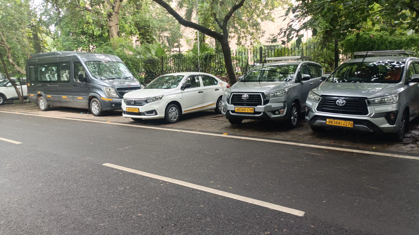 Luxury traveller for outstation trips