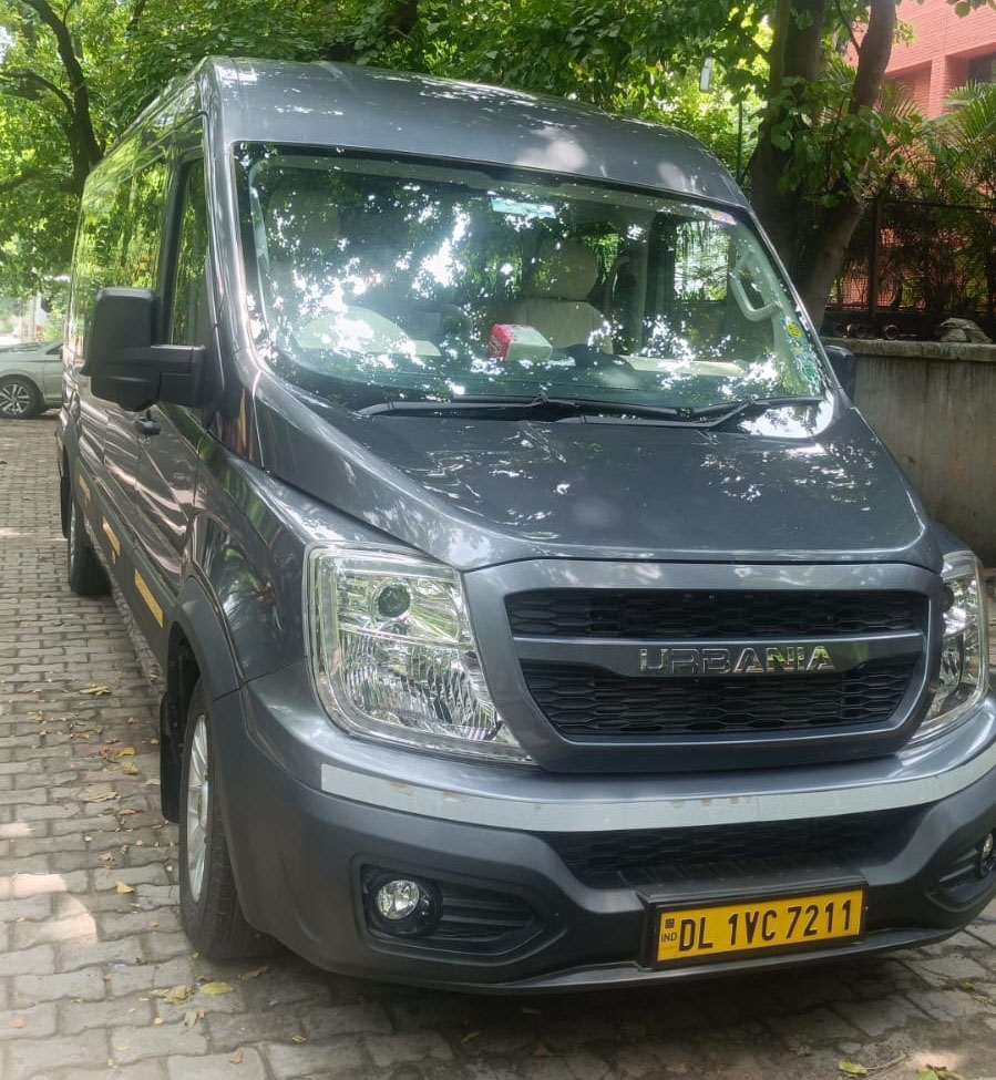 Urbania 10 seater traveller